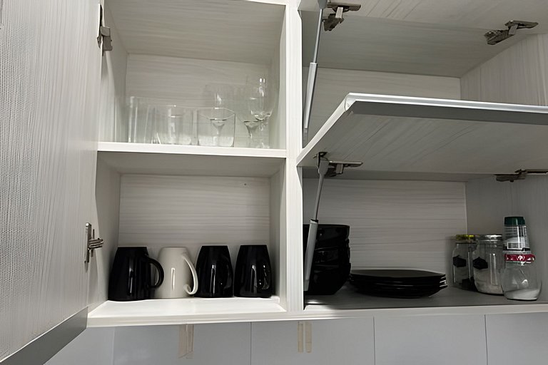 Moderno y cómodo cerca al cable