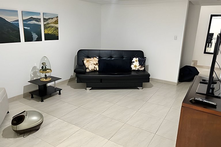 Casa Acogedora y Amplia - Estrato 5