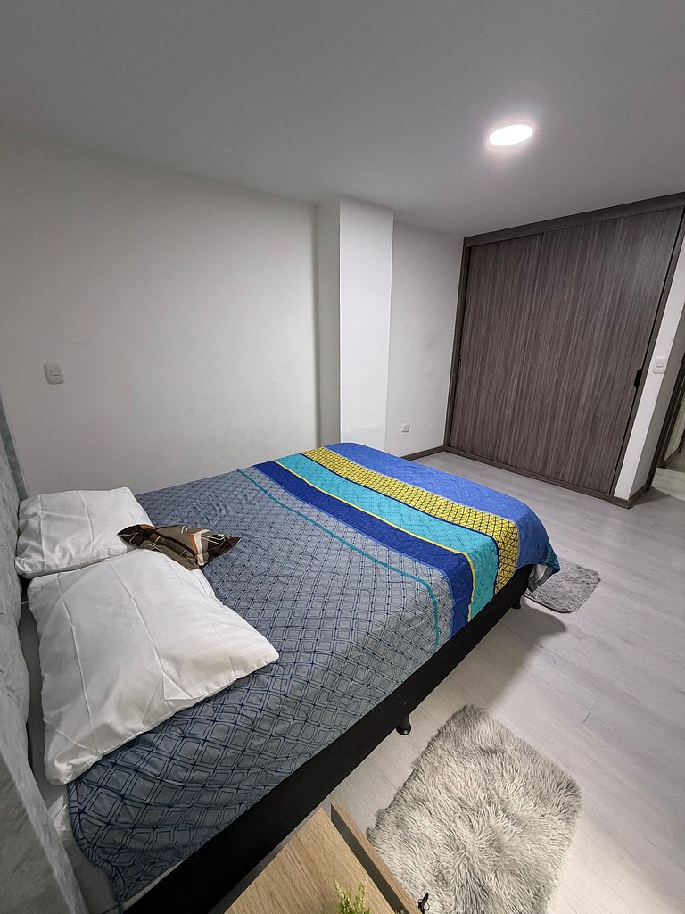 Cómodo Apartamento - Estrato 5