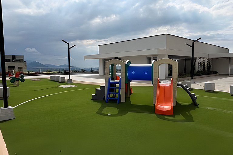 Lujoso con linda vista - Estrato 6