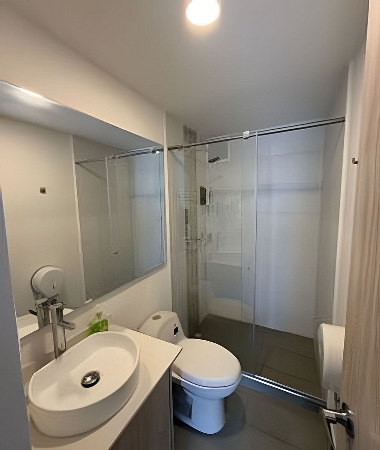 Lujoso con linda vista - Estrato 6