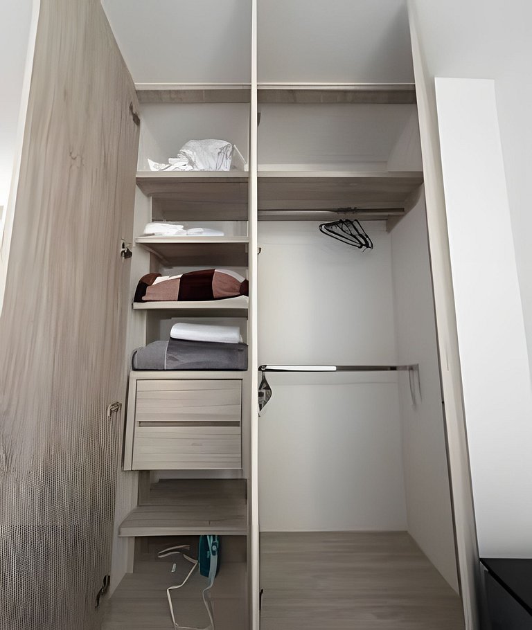 Lujoso con linda vista - Estrato 6