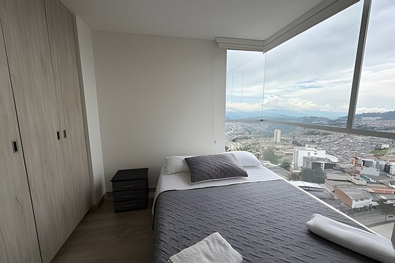 Lujoso con linda vista - Estrato 6