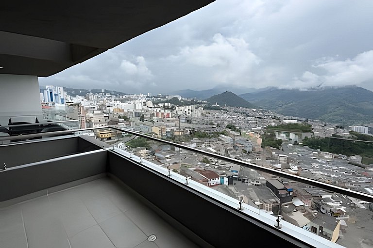 Lujoso con linda vista - Estrato 6