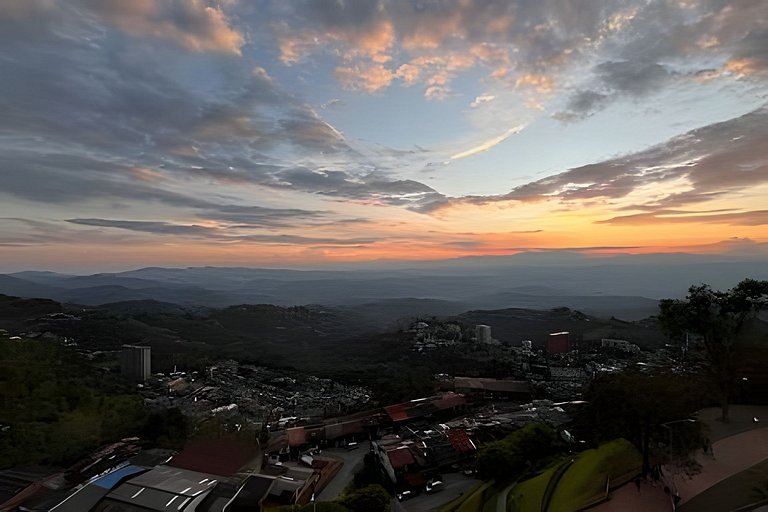 Moderno Apartamento Manizales Sector Bellas Artes
